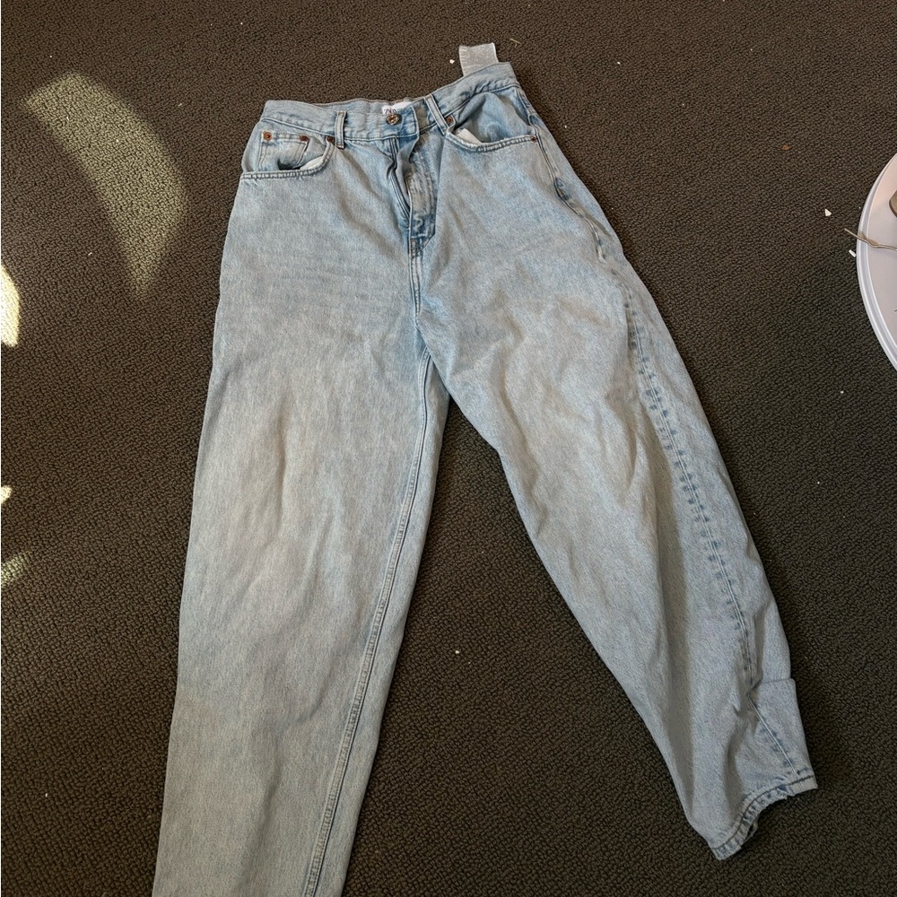 Zara Light Wash Boyfriend Jeans